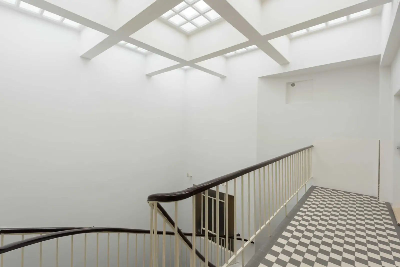 Rekonstrukce bytového domu, Praha 4 – fotografie 1 z 12