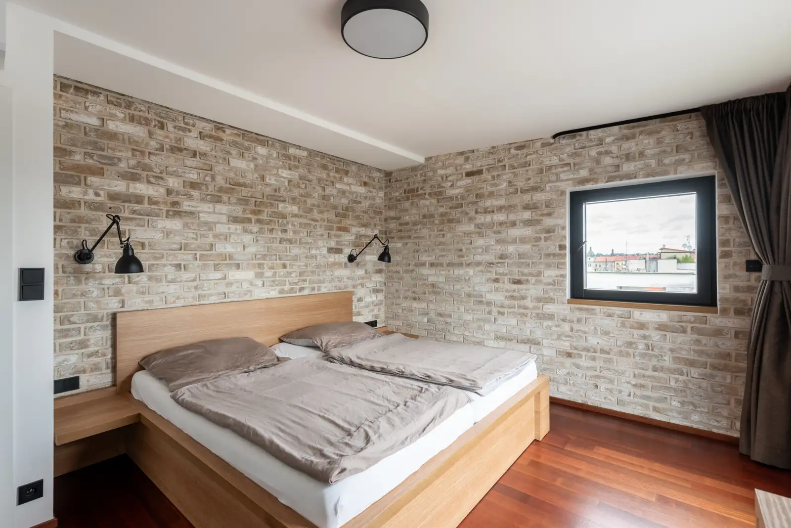 Kompletní rekonstrukce půdního bytu, Praha 2 – fotografie 12 z 16
